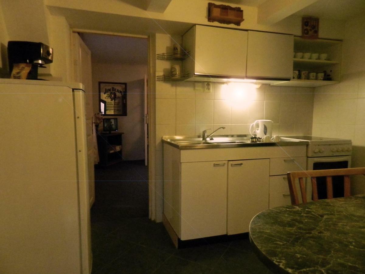 Romanticky Apartman U Veze Zelezna Panna Чеське Будєйовіце Екстер'єр фото